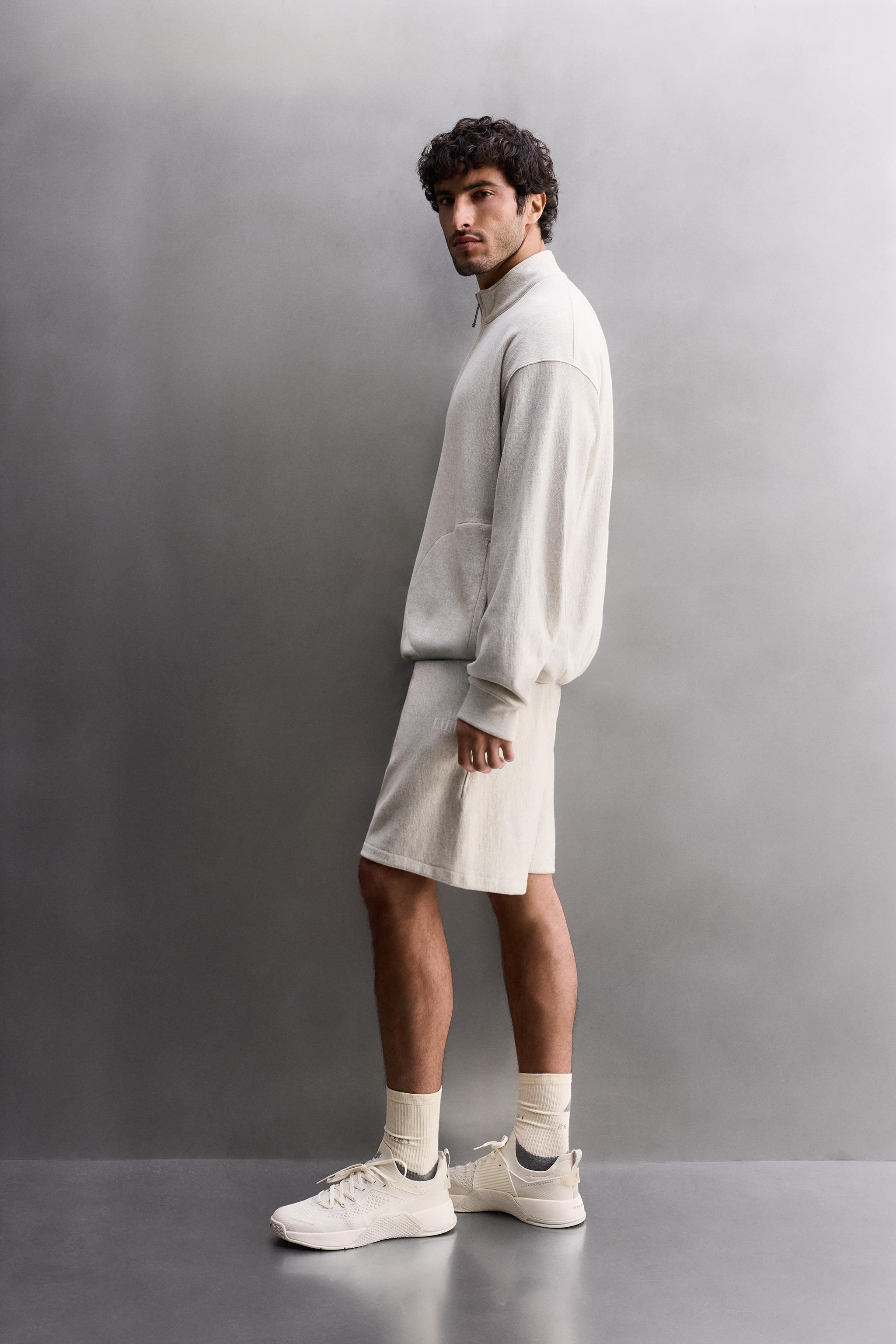 QUARTER-ZIP TRAINING SWEATSHIRT